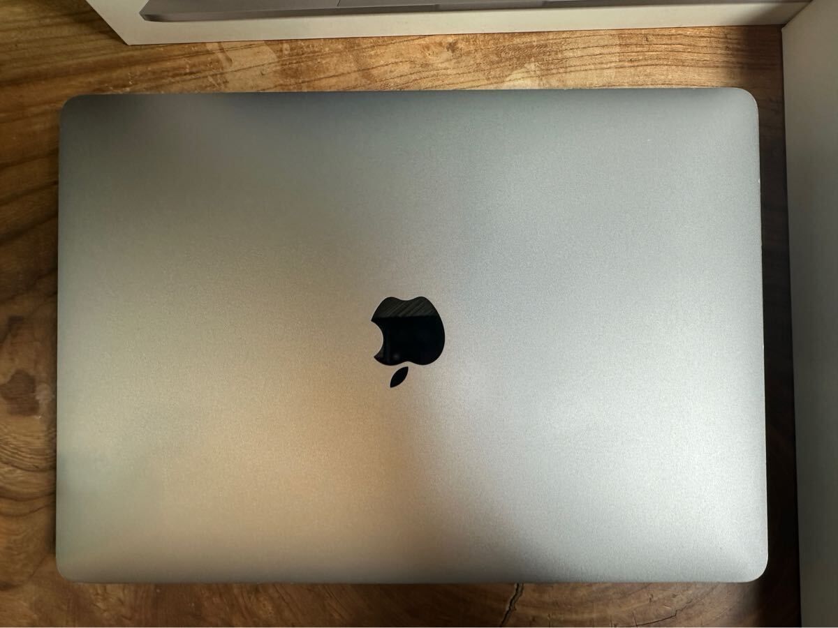 極美品」Apple MacBook PRO Retina 13.3inch 2020/M1 8コア/GPU8コア