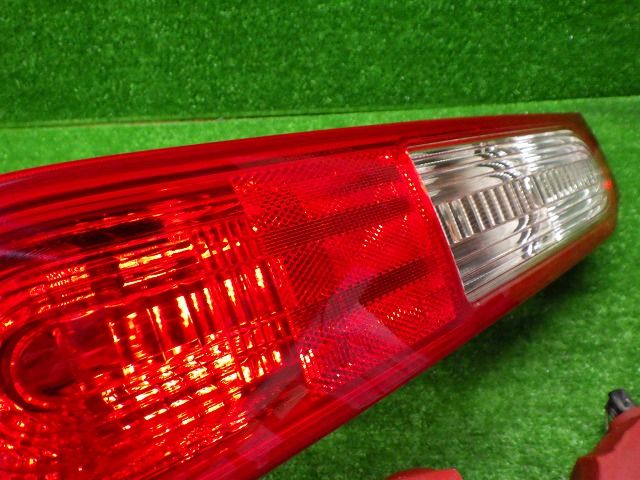 日産 キューブ Z12 左右テールランプSTANLEY P8187 LED加工 日産 キューブ Z12 左右テールランプSTANLEY P8187 LED加工 日産