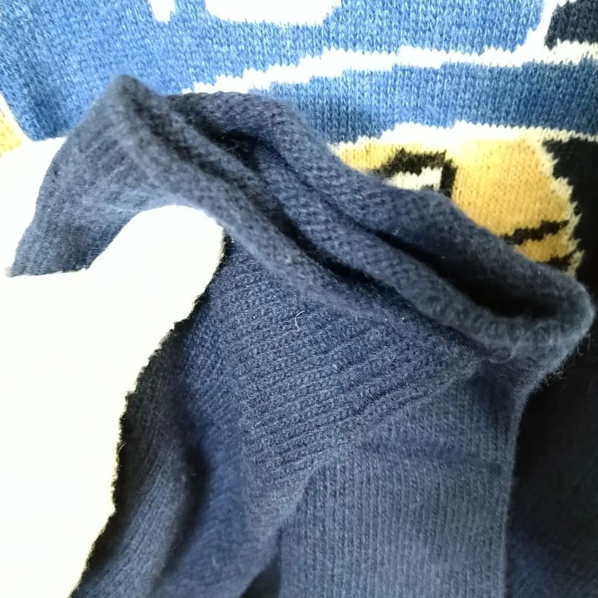 横浜ベイスターズ　ウールセーター　メンズXL　ネイビー色　ウール　ユニセックス 横浜ベイスターズ ウールセーター メンズXL ネイビー色 ウール ユニ