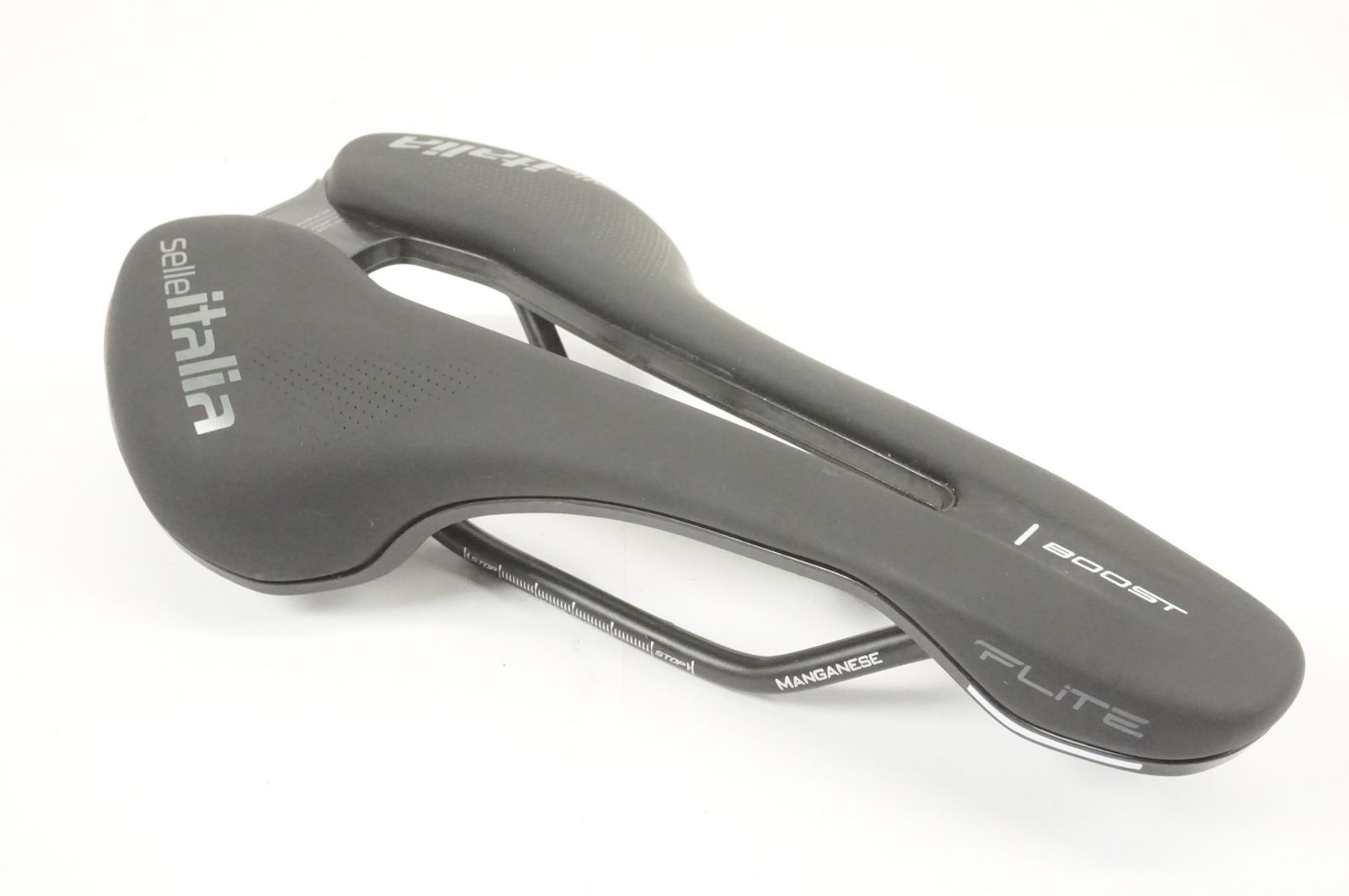 SELLE ITALIA セライタリア FLITE BOOST SUPERFLOW サドル | バイチャリ宇都宮店
