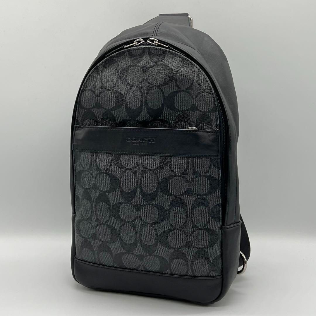 美品 コーチ チャールズ ボディバッグ スリング シグネチャー PVC 黒 COACH コーチ チャールズ ボディバッグ スリング シグネチャー