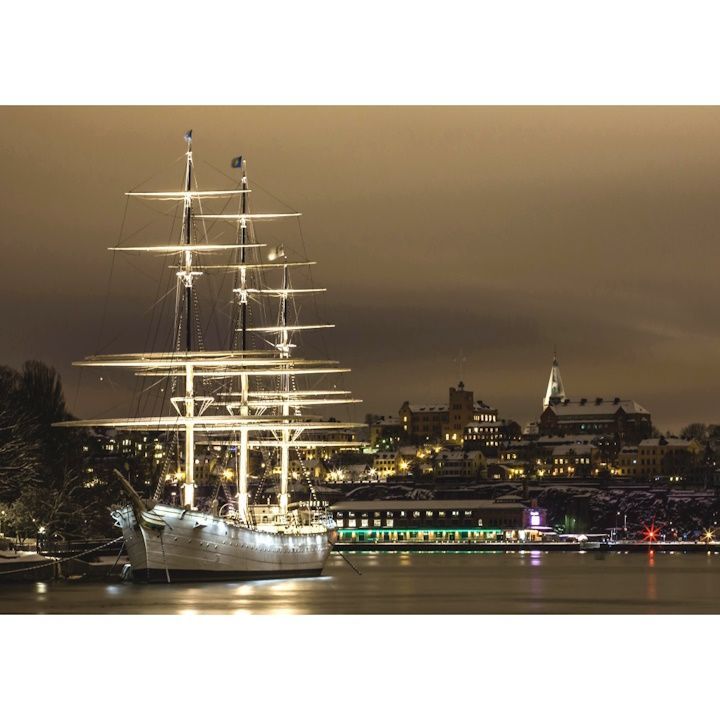 絵画風 壁紙ポスター (はがせるシール式) ヨットハーバー マリーナ 夜景 キャラクロ SSHP-004A2 (A2版 594mm×420mm) ＜日本製＞ ウォールステッカー お風呂ポスター