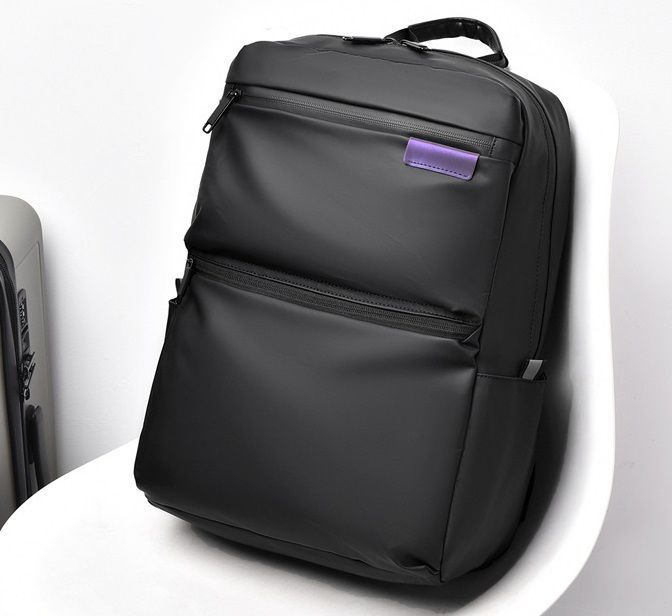 未使用ラシットポケット多数A4&パソコン入るビジネスリュック 超美品ラシットA4入るポケット多数ビジネスリュック