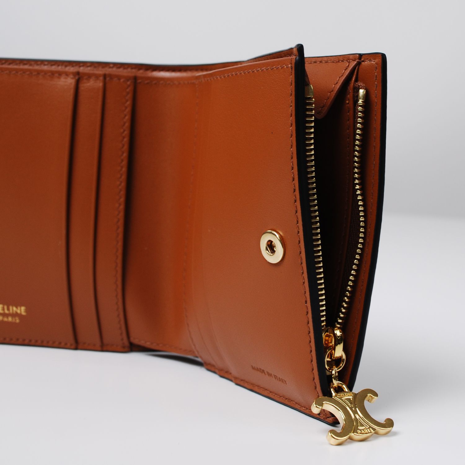 新品未使用】CELINE セリーヌ トリオンフ 二つ折り財布 ミニ財布 二