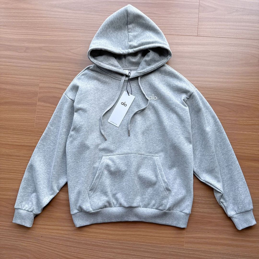 新品!未使用 Alo Yoga ACCOLADE CREW NECK PULLOVER トップス 新品!未使用 Alo Yoga ACCOLADE CREW NECK PULLOVER トップス