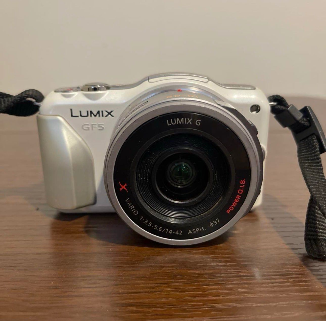 5054 Panasonic LUMIX GF5 ホワイト レンズ付き