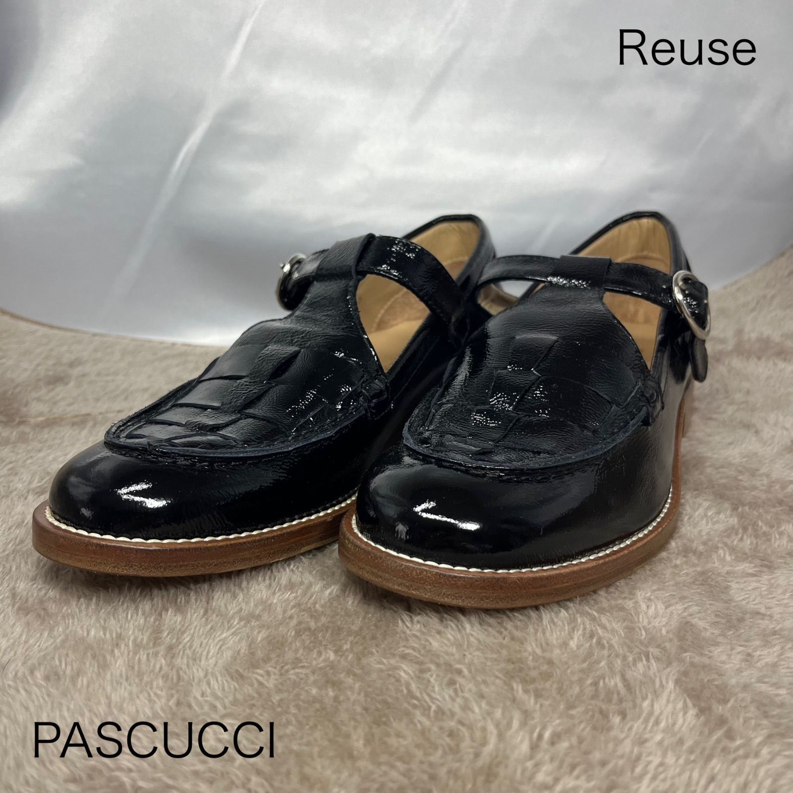 Reuse】美品 PASCUCCI エナメル ローファー - メルカリ