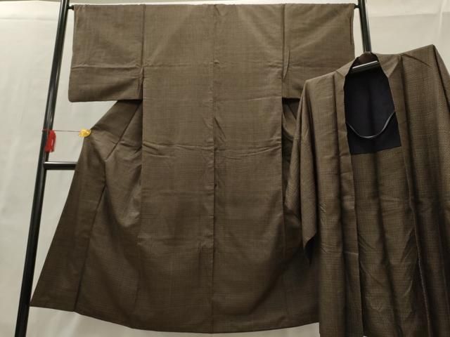 男性着物 本場大島紬 西郷絣調 素敵な絣柄 正絹 AK-4610 - メルカリ
