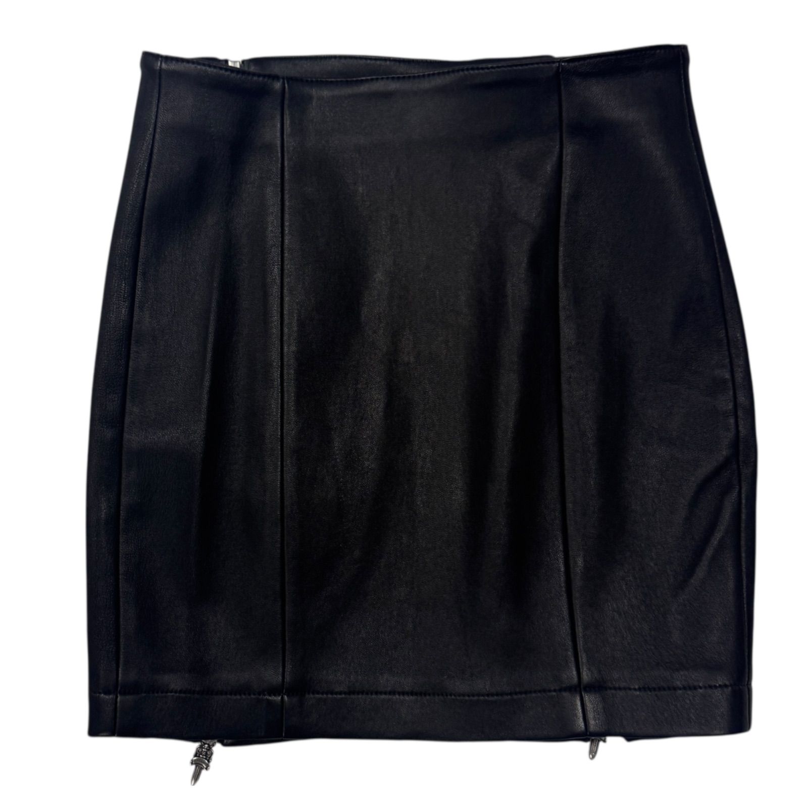 Chrome Hearts ブラックレザーミニスカート Chrome Hearts leather cross patch mini-skirt from our recent drop