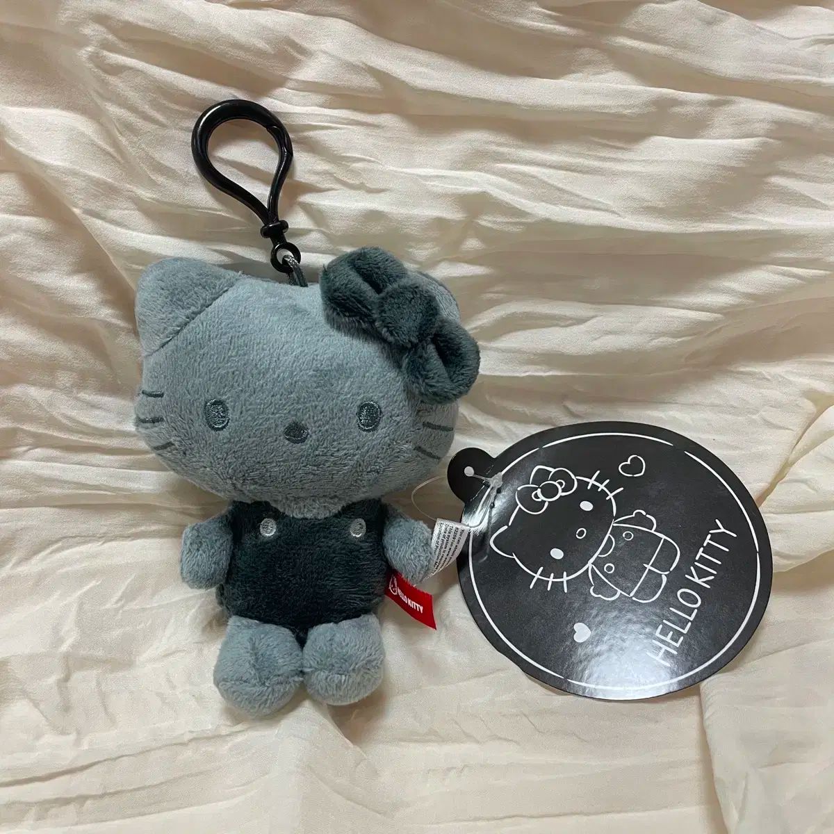  5種セット ハローキティ ぬいぐるみ キーホルダー - タンニングキティ サンリオ ブラック キーホルダー キーリング 小物