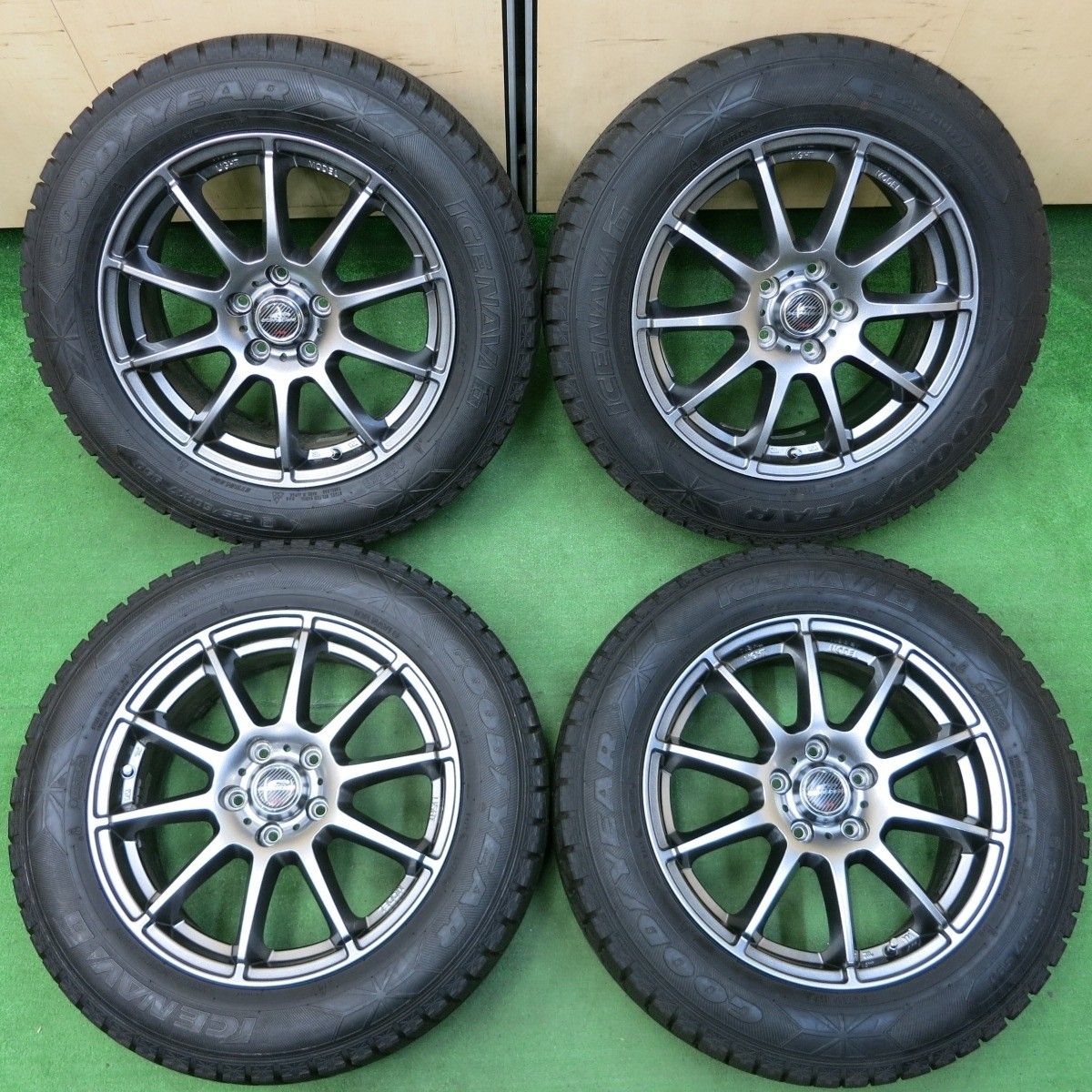 バリ溝 キレイ ほぼ10分 スタッドレス 225|60R17 グッドイヤー アイスナビ6 SCHNEIDER PCD114.3|5H 4051704イス