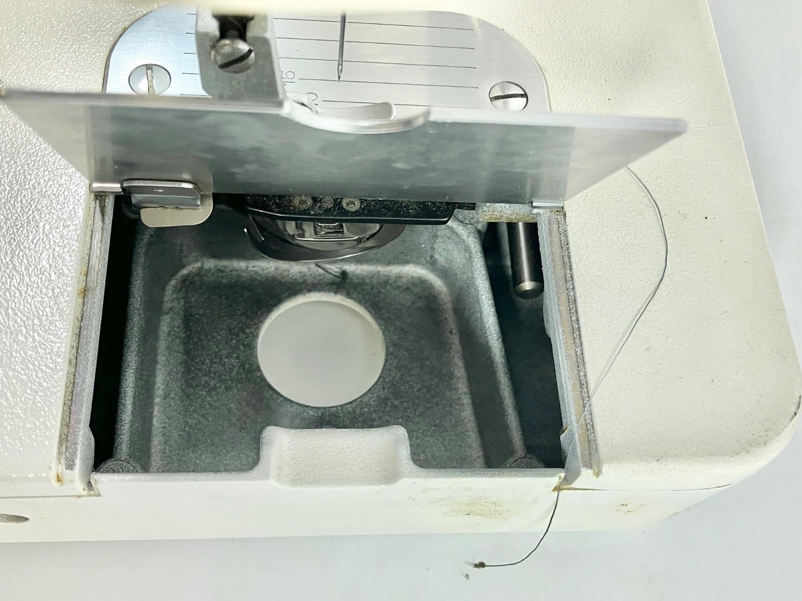 ボタン穴がかり付