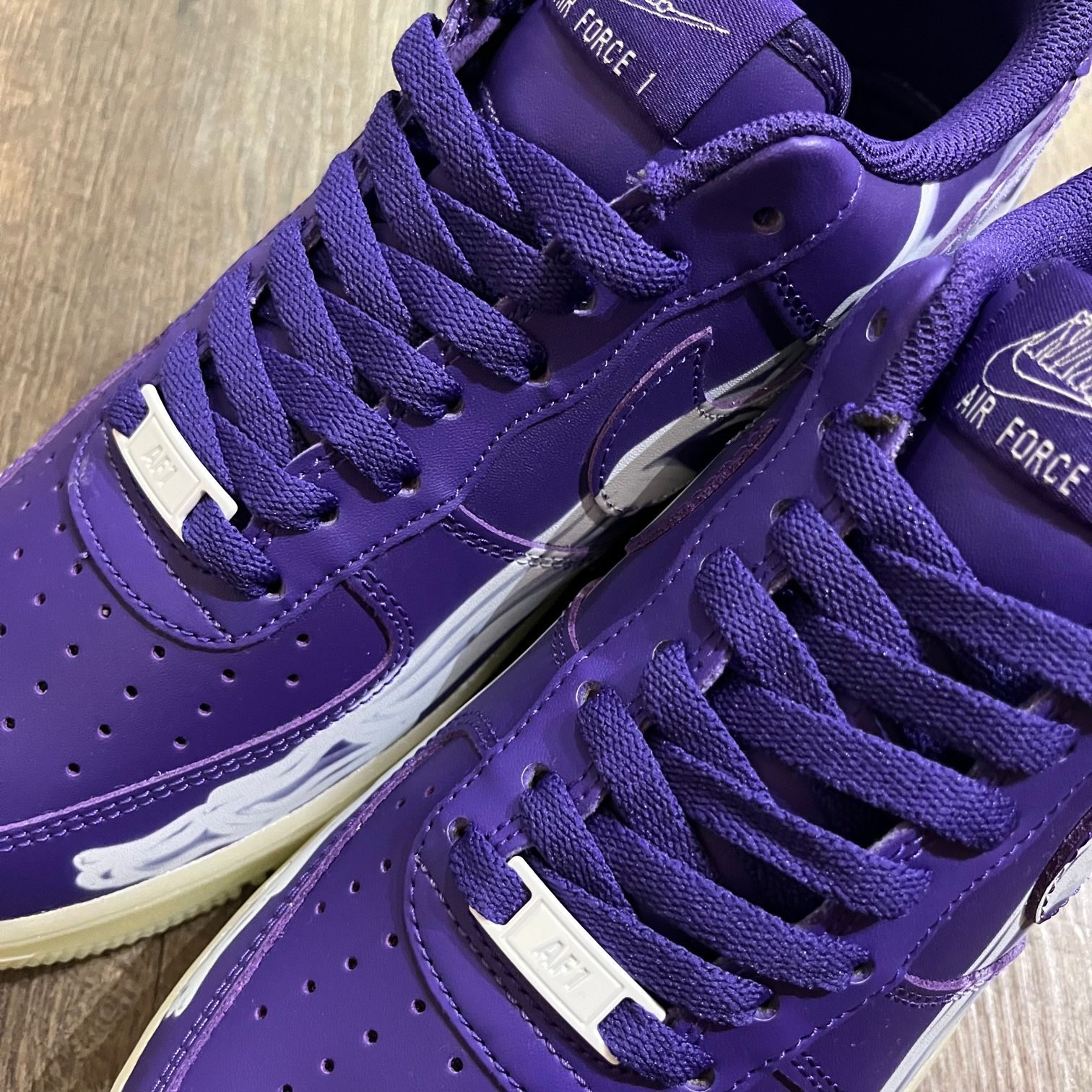 新品 NIKE AIR FORCE 1 '07 QS 