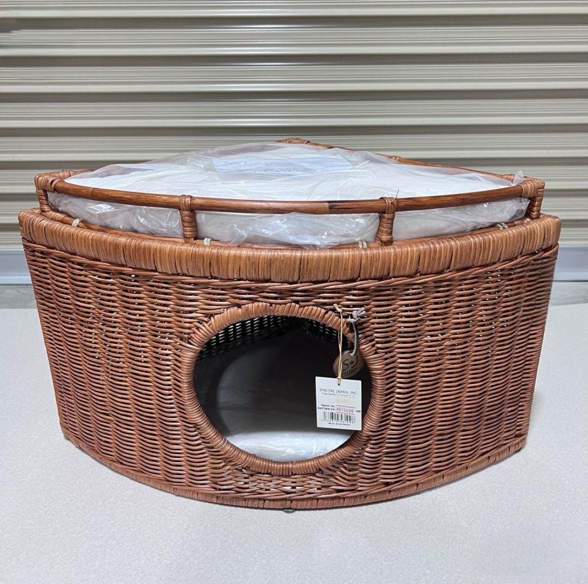 夏物商品 ラタンで作られたキャットハウス - おしゃれで快適な猫の隠れ家