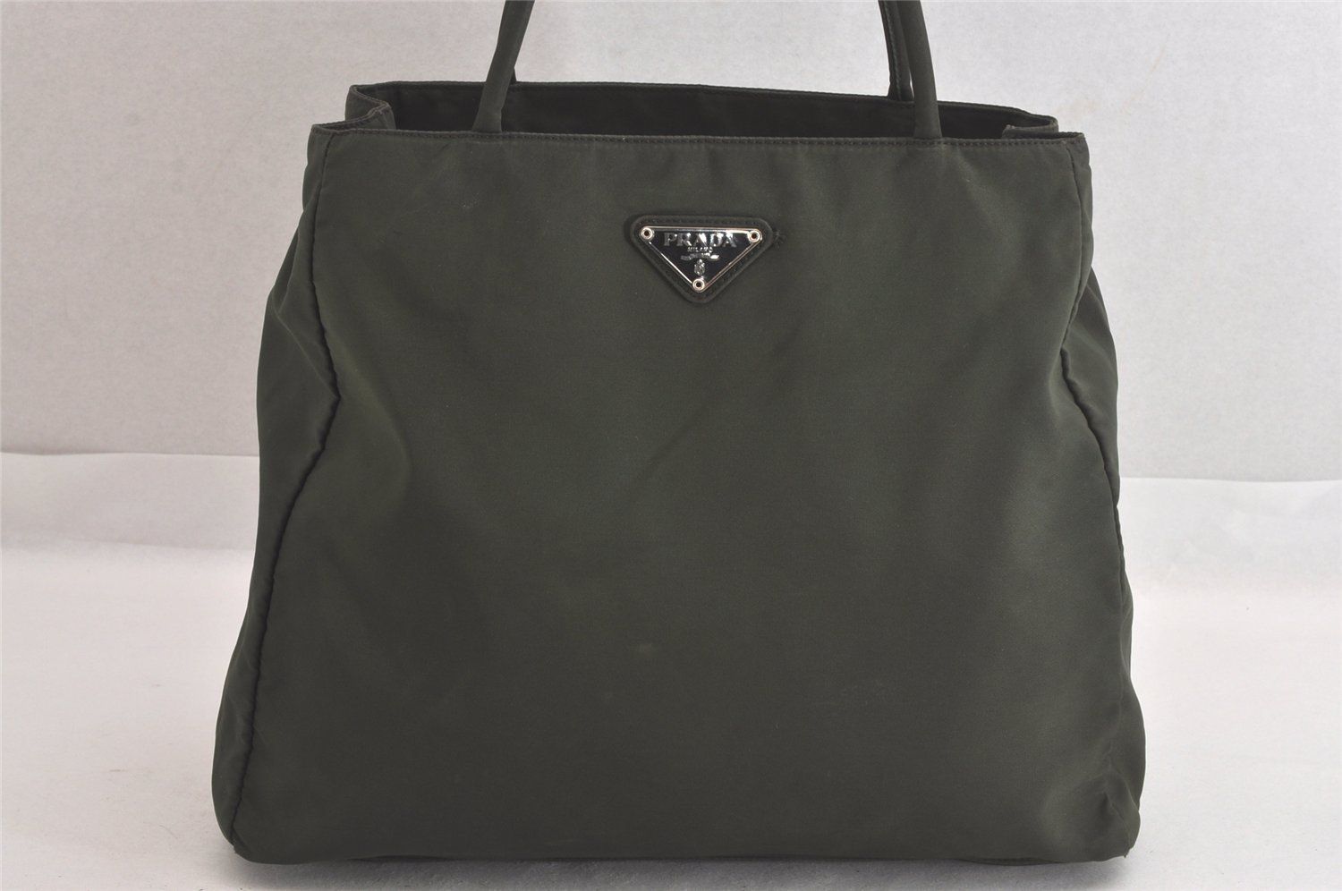 (B) PRADA プラハンドル ナイロン バッグ プラダ ヴィンテージ カーキ PRADA プラダ ナイロン チェーン ショルダーバッグ ヴィンテージ