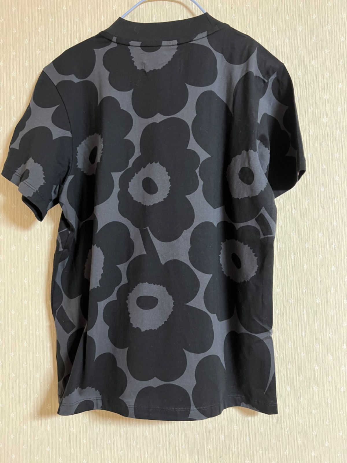 新品》adidas x Marimekko Tシャツ Lサイズ - メルカリShops