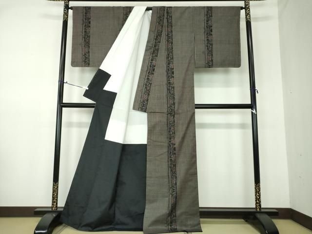 平和屋着物●本場大島紬　7マルキ　草花間道　正絹　逸品　未使用　DAAS3352ps 平和屋着物○本場大島紬 7マルキ 草花間道 正絹 逸品 未使用