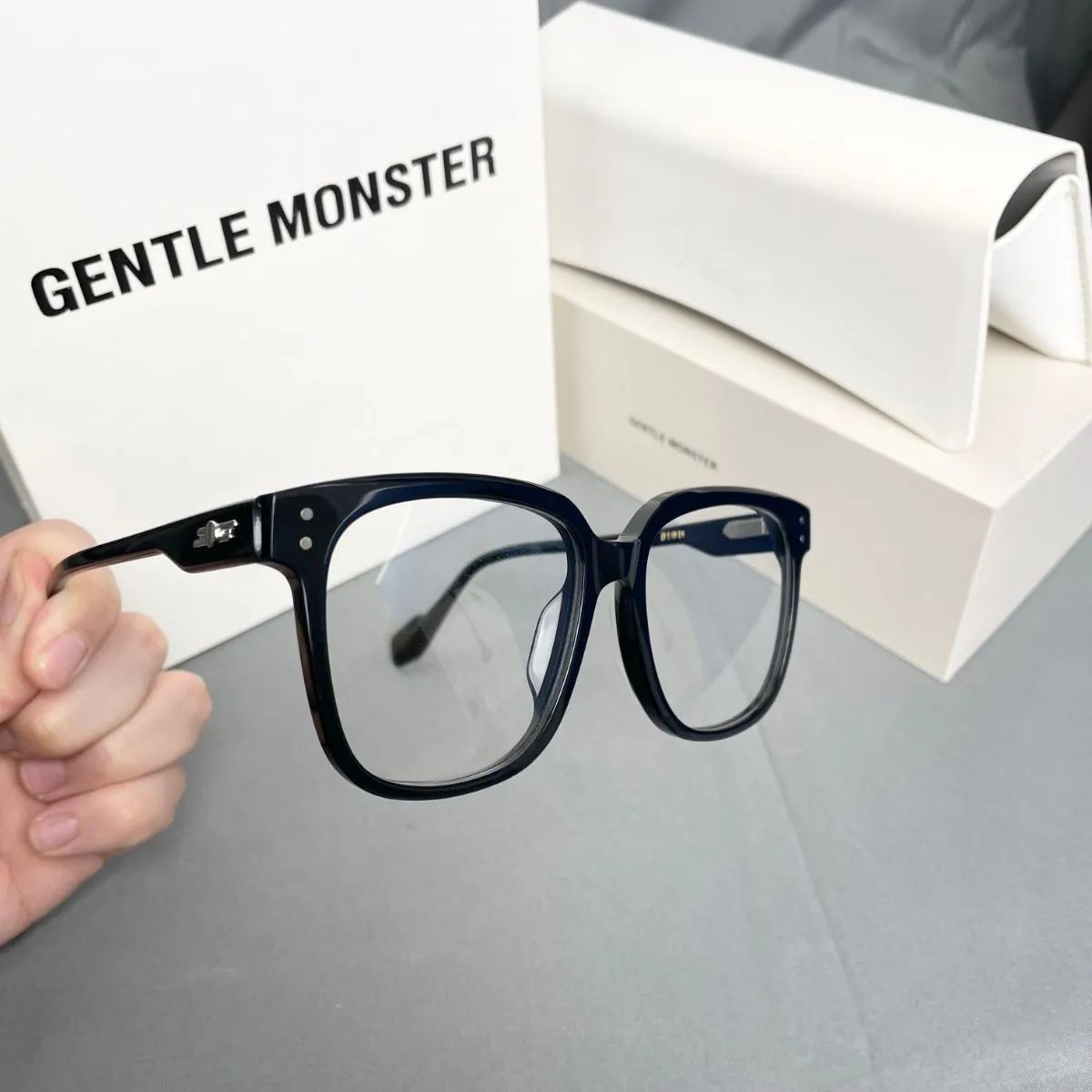 GENTLE MONSTER ジェントルモンスター DION (T) 透明 メガネ 男女兼用