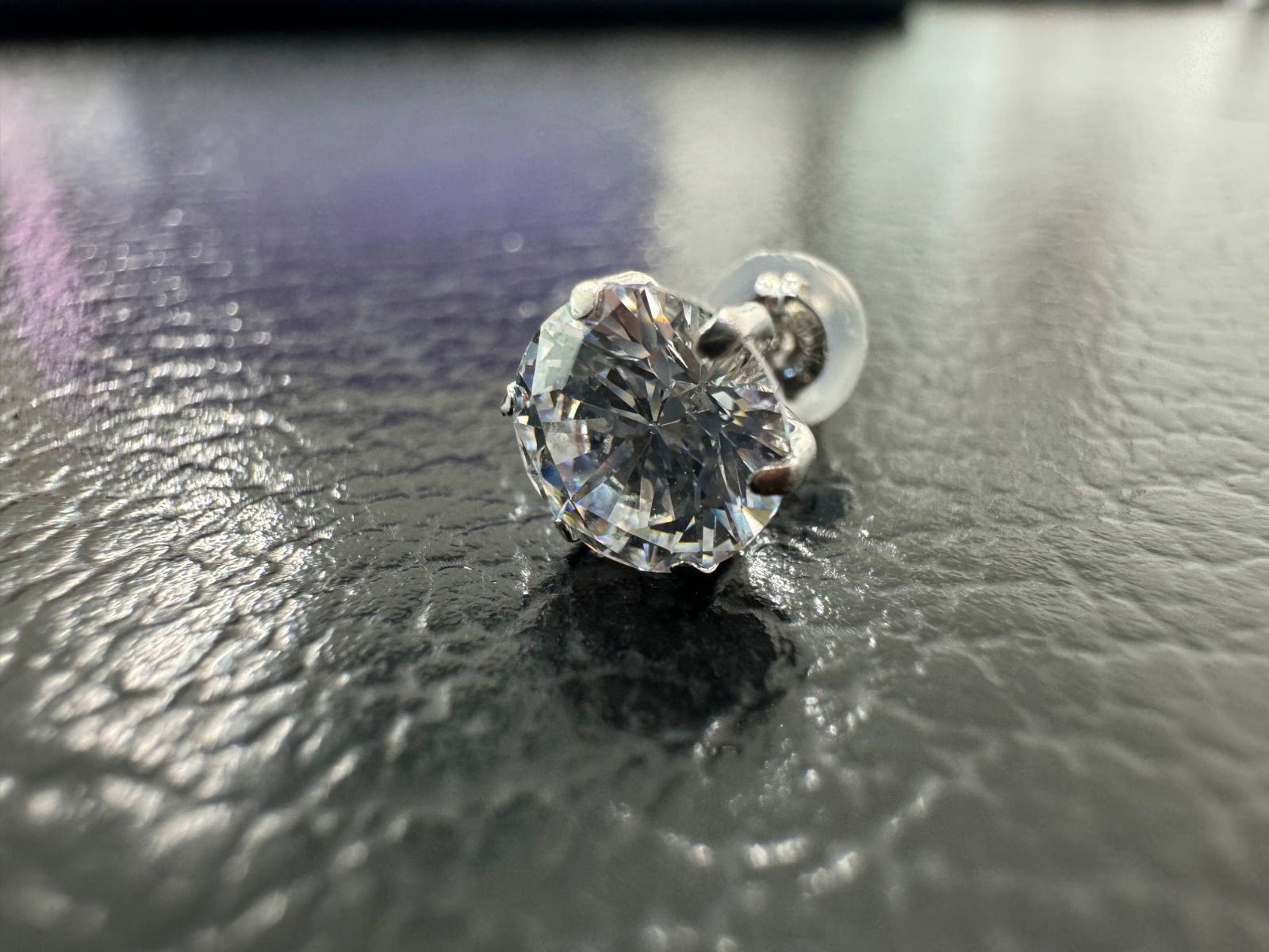 プラチナ PT900 プレシオサキュービックCZ メンズ ピアス 1.00CT相当 PRECIOSA