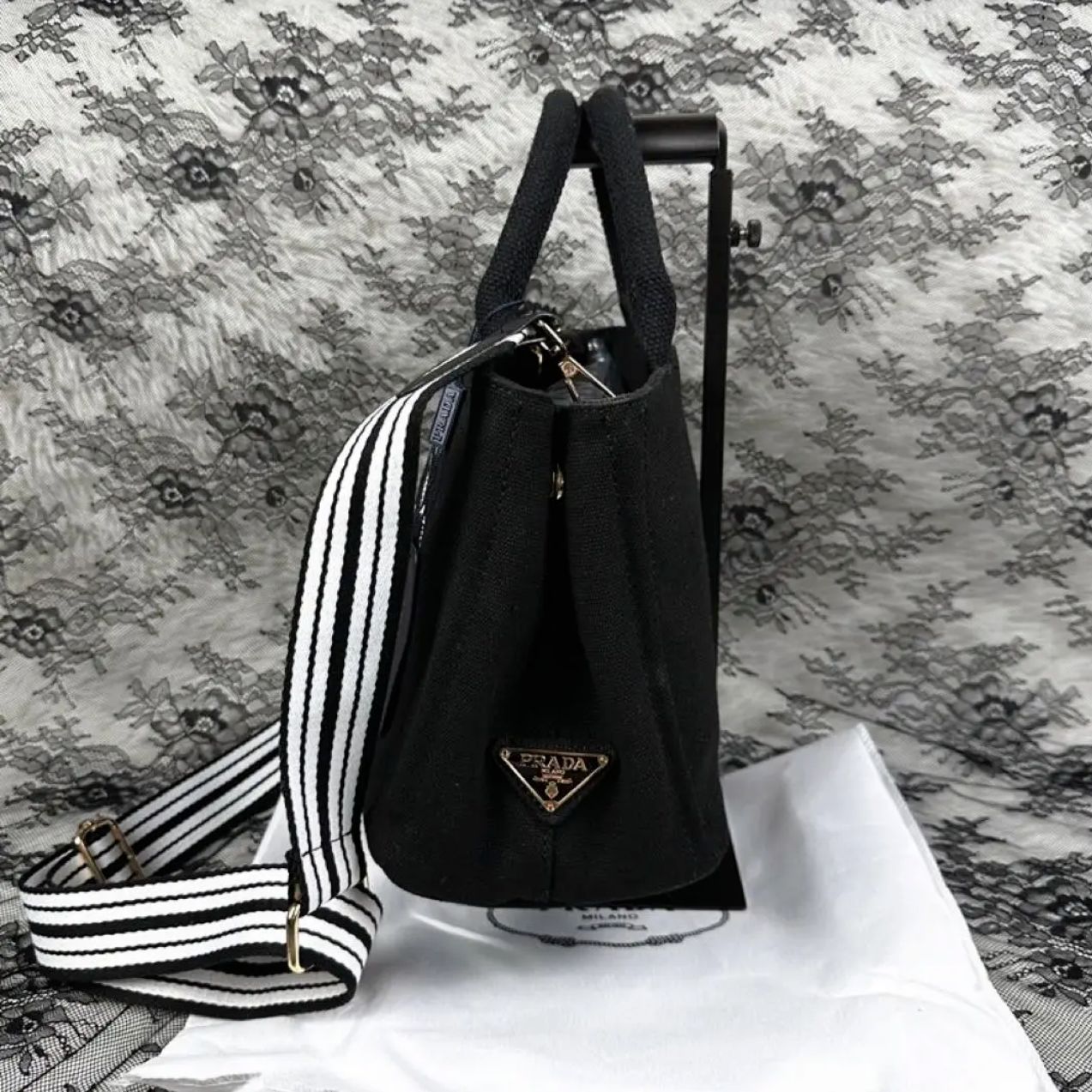 美品箱付き プラダ カナパ ハンドバッグ トートバッグ PRADA - メルカリ 