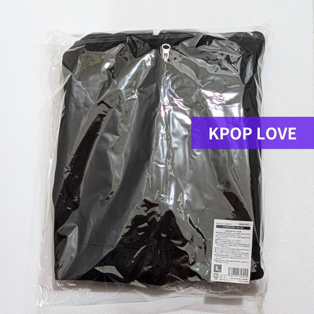 aespa LIVE TOUR ジップアップパーカー Mサイズ aespa ジップアップパーカー M/L サイズ 2025 aespa LIVE TOUR