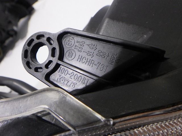 ヘッドライト左右