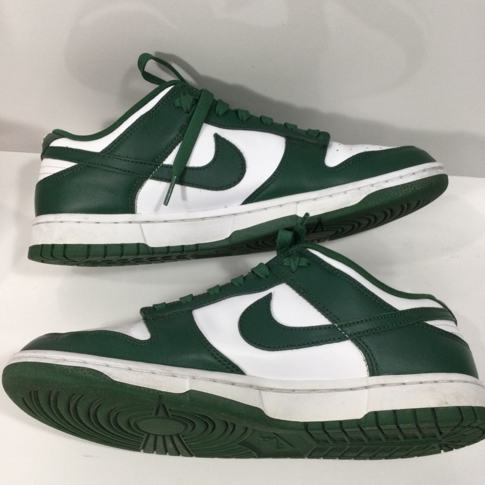 NIKE ナイキ DUNK LOW RETRO ホワイト - チームグリーン-ホワイト