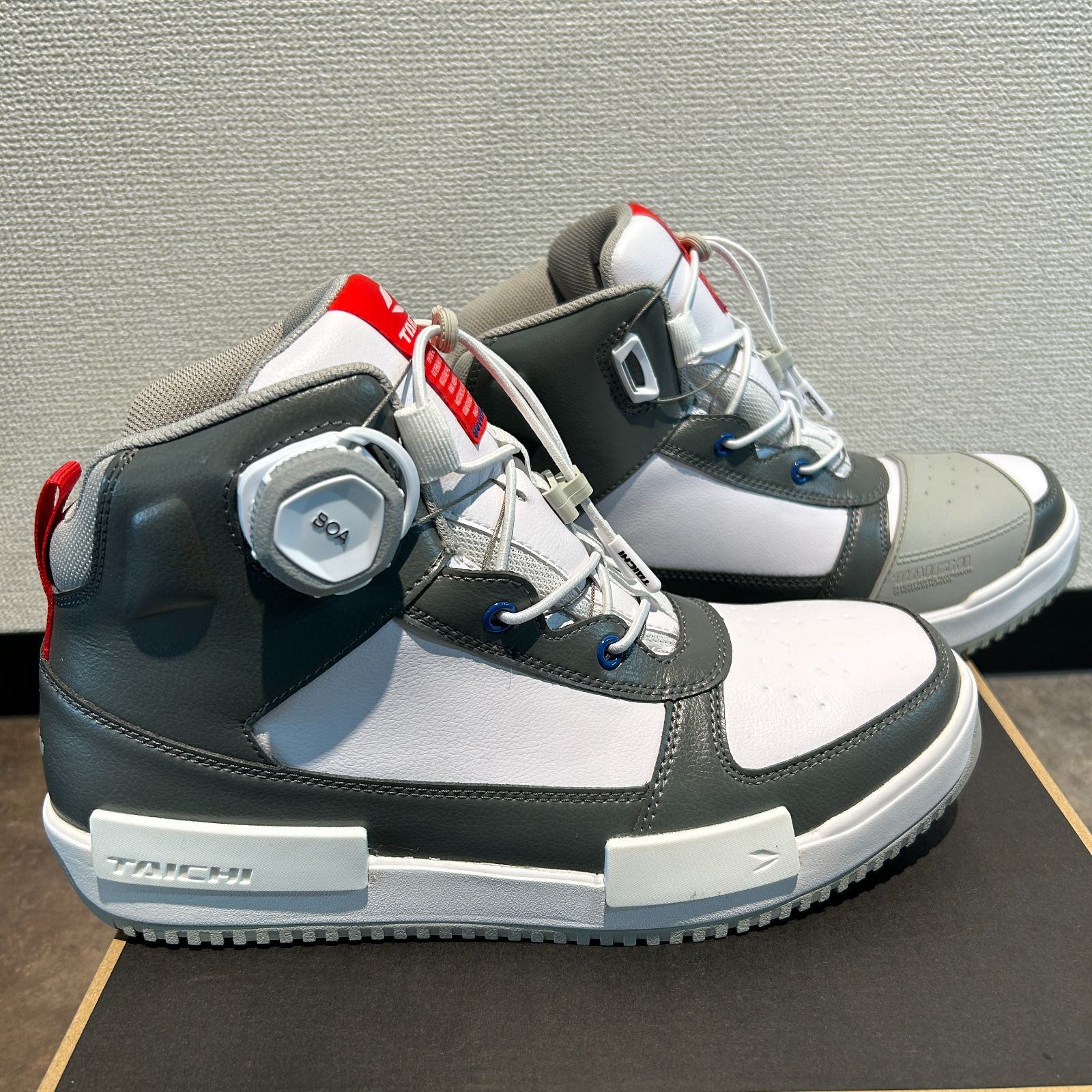 RS TAICHI】 DRYMASTER ブレイク シューズ WHITE/GRAY RSS014
