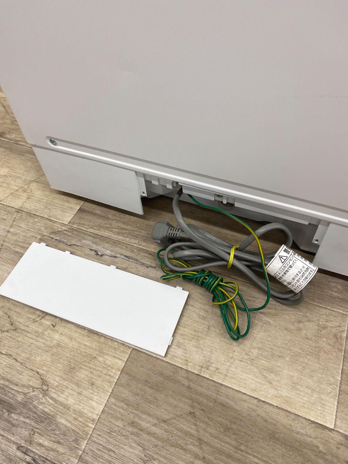 3F AY25092306 ≪ 品≫ Panasonic 食器洗い乾燥機 NP-TH2 ホワイト WWW_KANDAIZUMI_COM