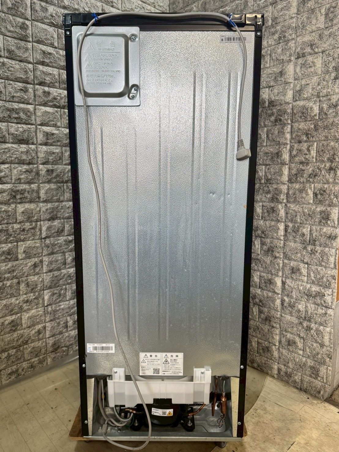 大阪送料無料★3か月保障付き★冷蔵庫★シャープ★2ドア★2022年★SJ-D15H-H★IR-939 大阪送料無料☆3か月保障付き☆冷蔵庫☆シャープ☆2ドア