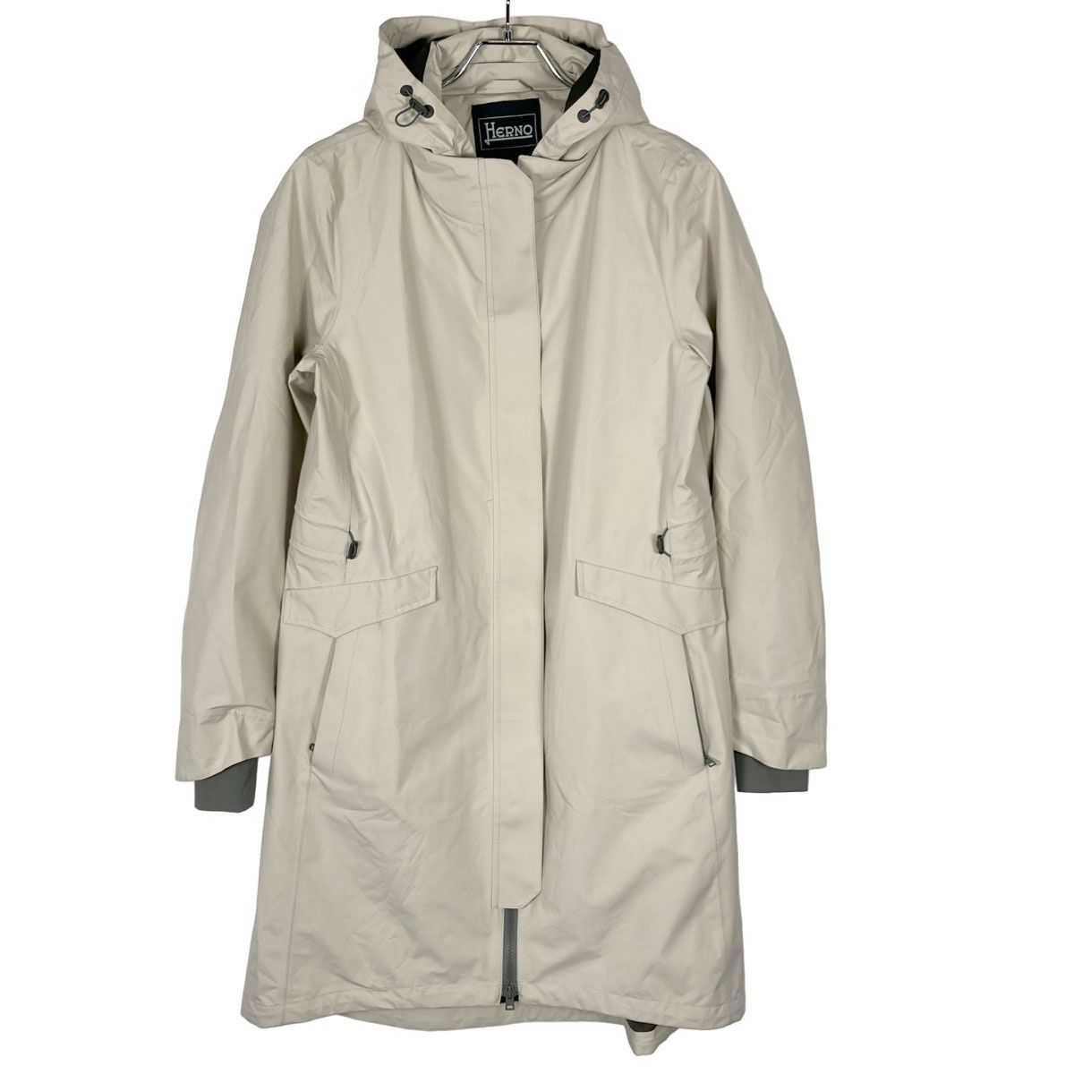 【良品】HERNO Laminar GORE-TEX フーデットコート 44 良品】HERNO Laminar GORE-TEX フーデットコート 44