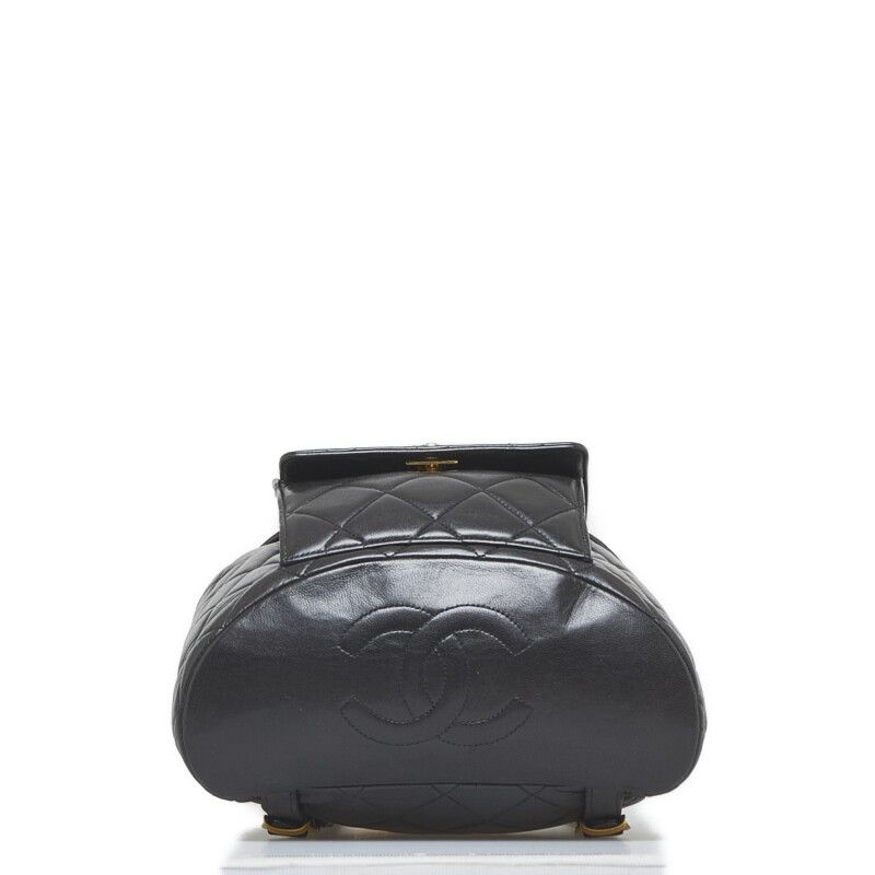 CHANEL　マトラッセ　リュックサック　デカココマーク　ブラック　レディース CHANEL マトラッセ リュックサック デカココマーク ブラック