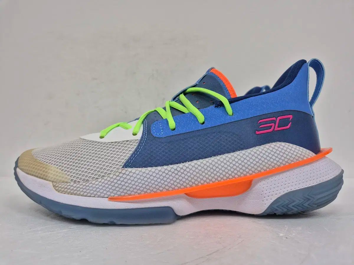 UNDER ARMOUR アンダーアーマー メンズ バスケットシューズ 285