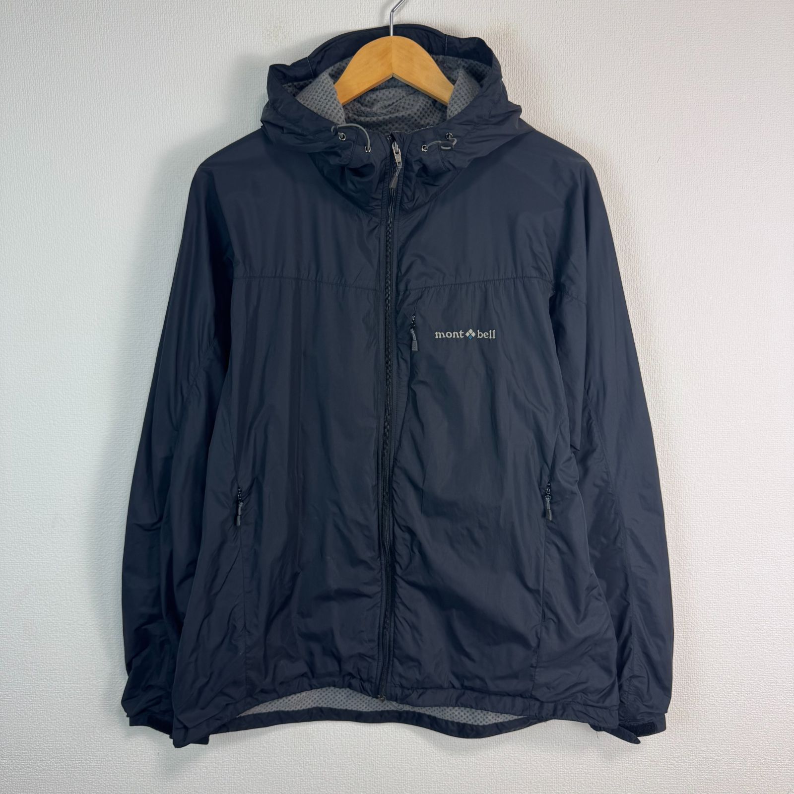 mont-bell ナイロンジャケット　マウンテンパーカー　テック系 mont-bell マウンテンパーカー ナイロンジャケット テック系