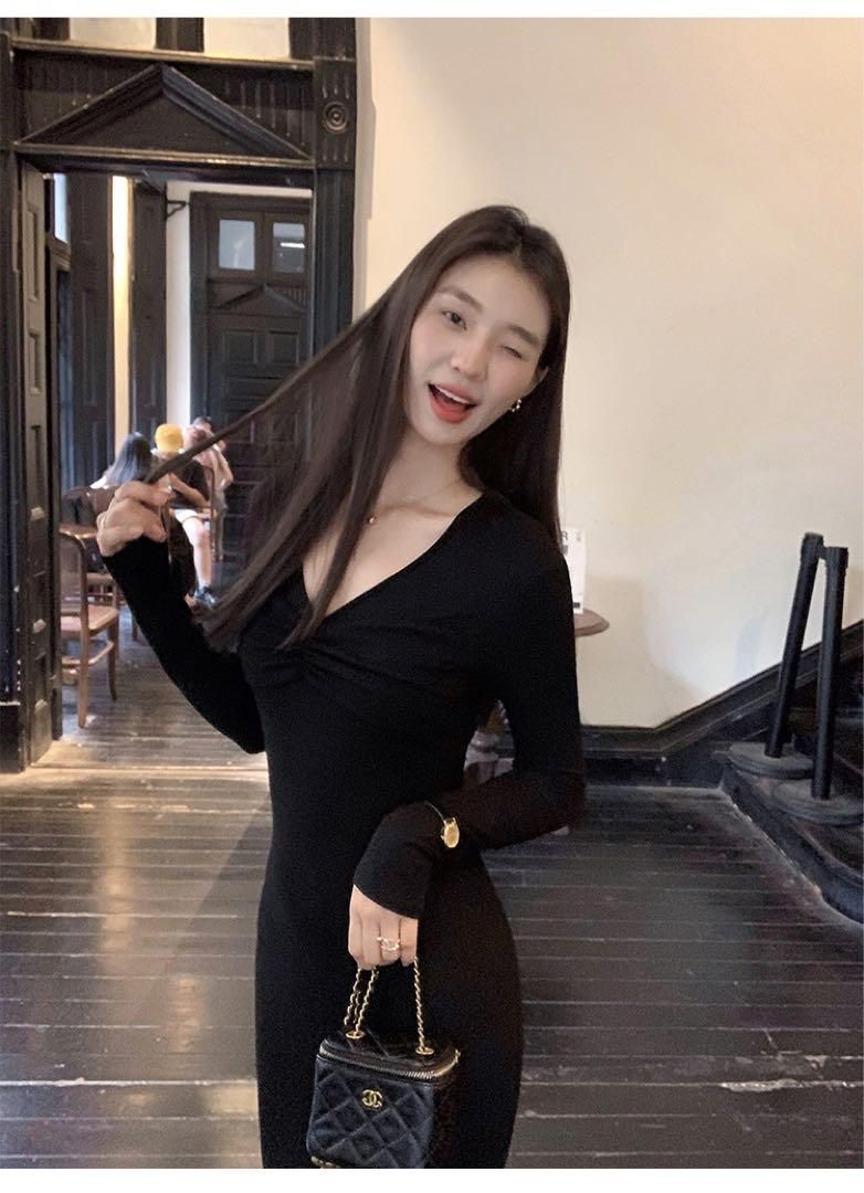 春コーデ ロングVネックワンピース