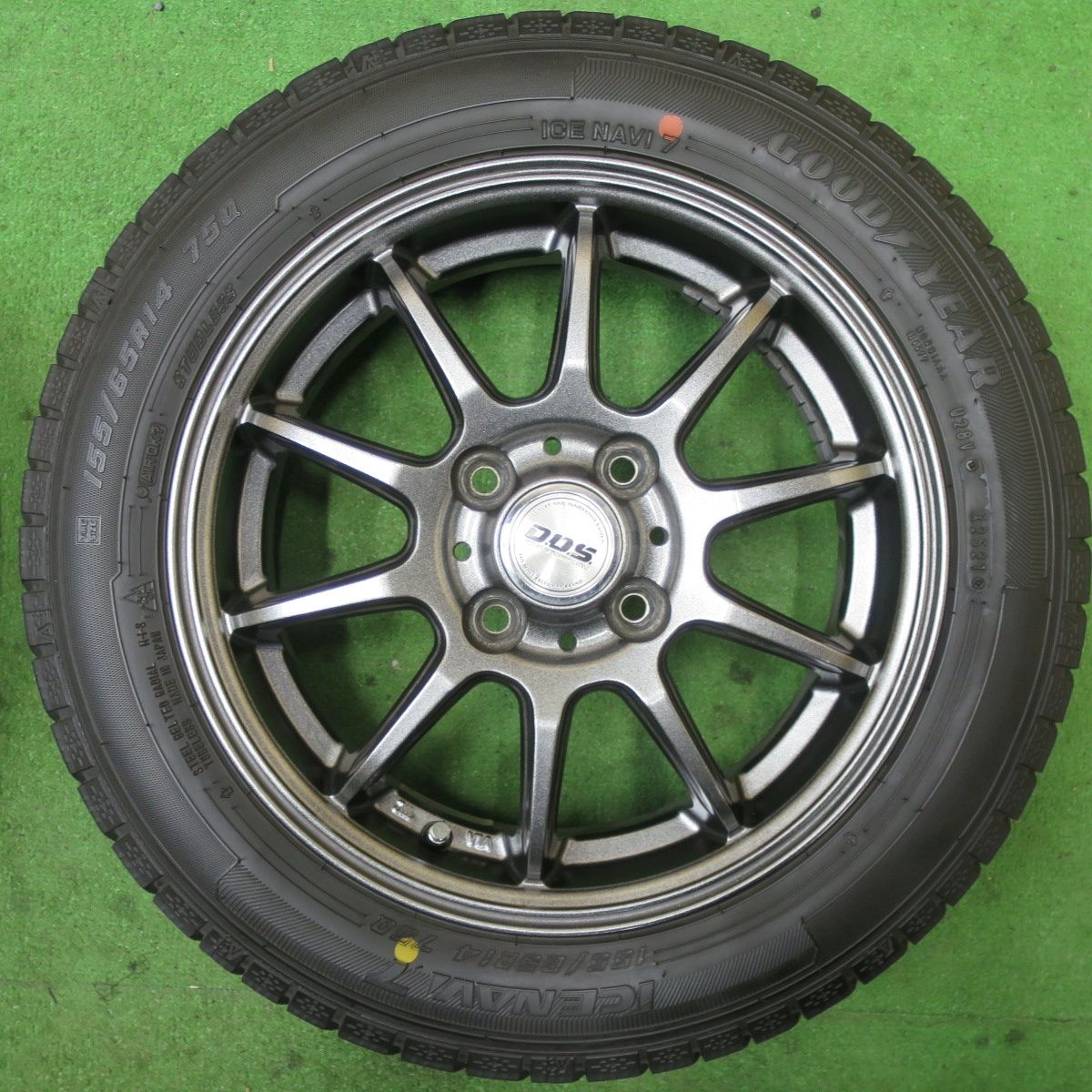 バリ溝！21年！キレイ！9分☆スタッドレス 155&frasl;65R14 グッドイヤー