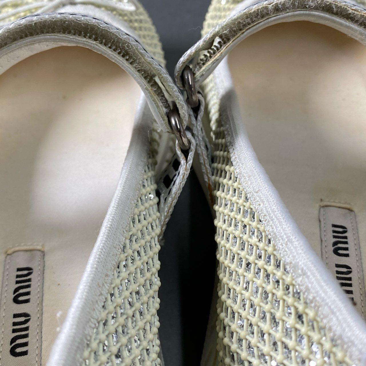 9f26 miu miu ミュウミュウ ベルクロ ブランドロゴ入り グリッター 
