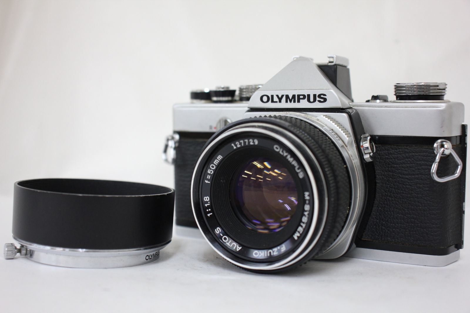 訳あり品 オリンパス Olympus M-1 M-SYSTEM F.ZUIKO AUTO-S 50mm F1.8 フード付き ボディレンズセット e2795