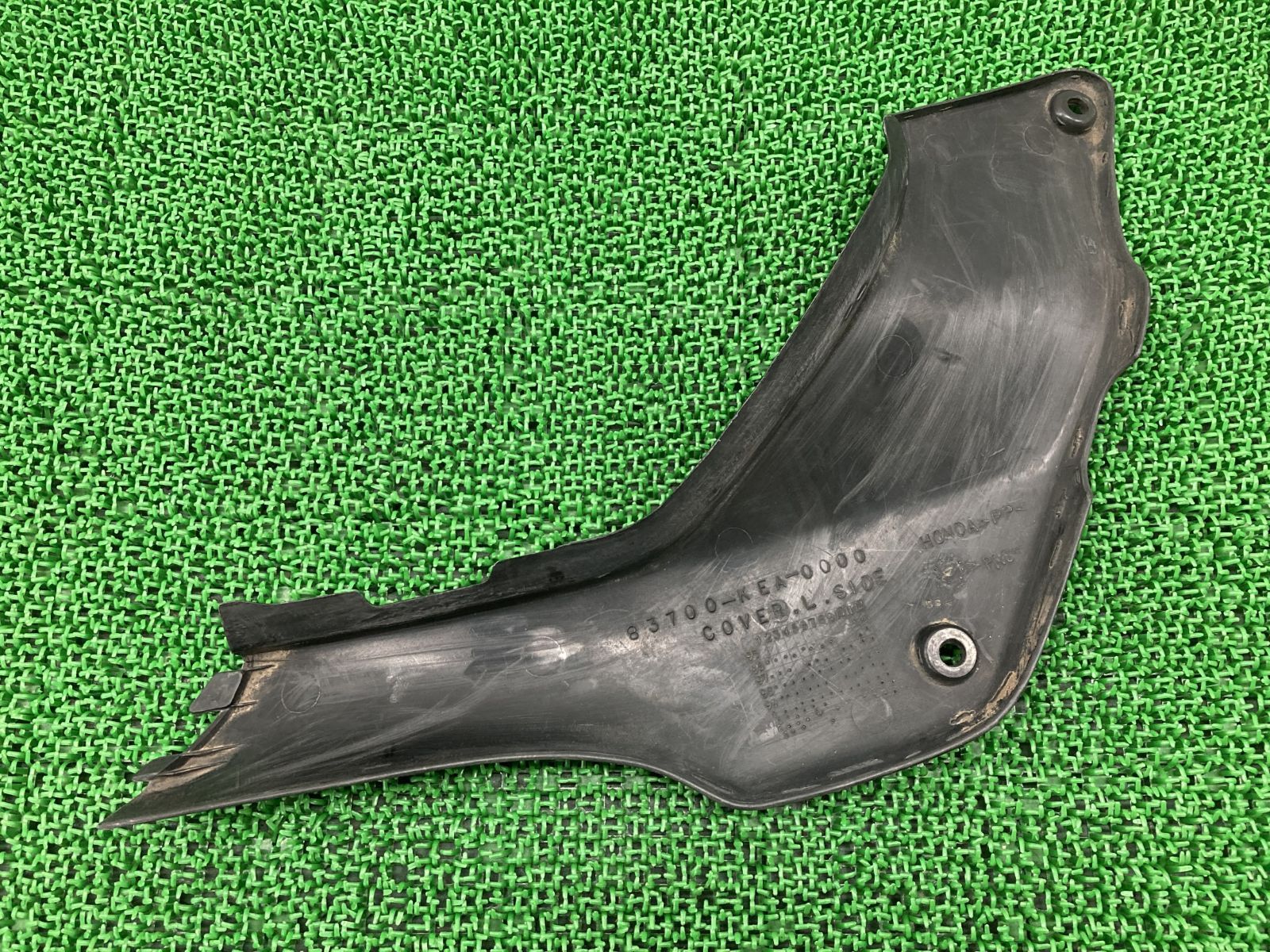 ホーネット250 サイドカバー 左 黒 KEA ホンダ 純正 中古 バイク 部品