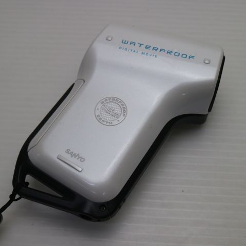 DMX CA 65 シェルホワイト SANYO Xacti デジタルビデオカメラ 本体 03000