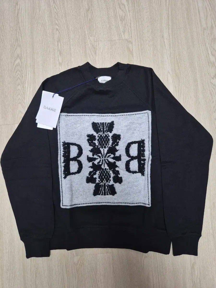 ベリー ブラック スウェットシャツ スウェット XS