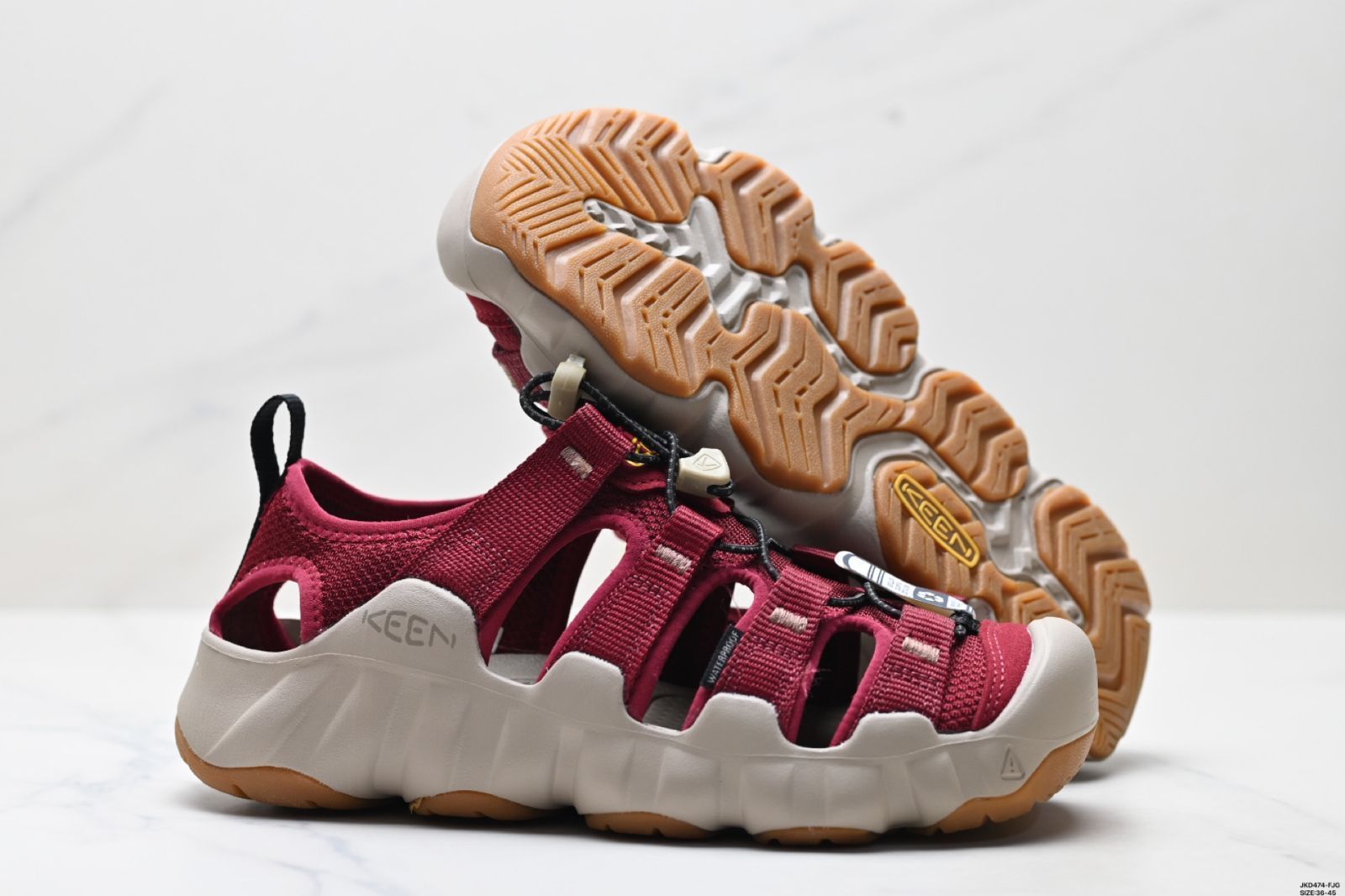 KEEN 赤 スポーツサンダル 10063743_1.jpg