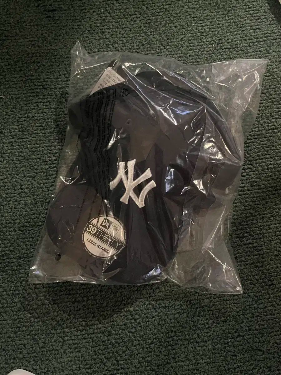 【雷市場（ポンジャン）商品韓国直送】NEW ERA(ニューエラ) ボールキャップ 39thirty L ー XL ネイビー