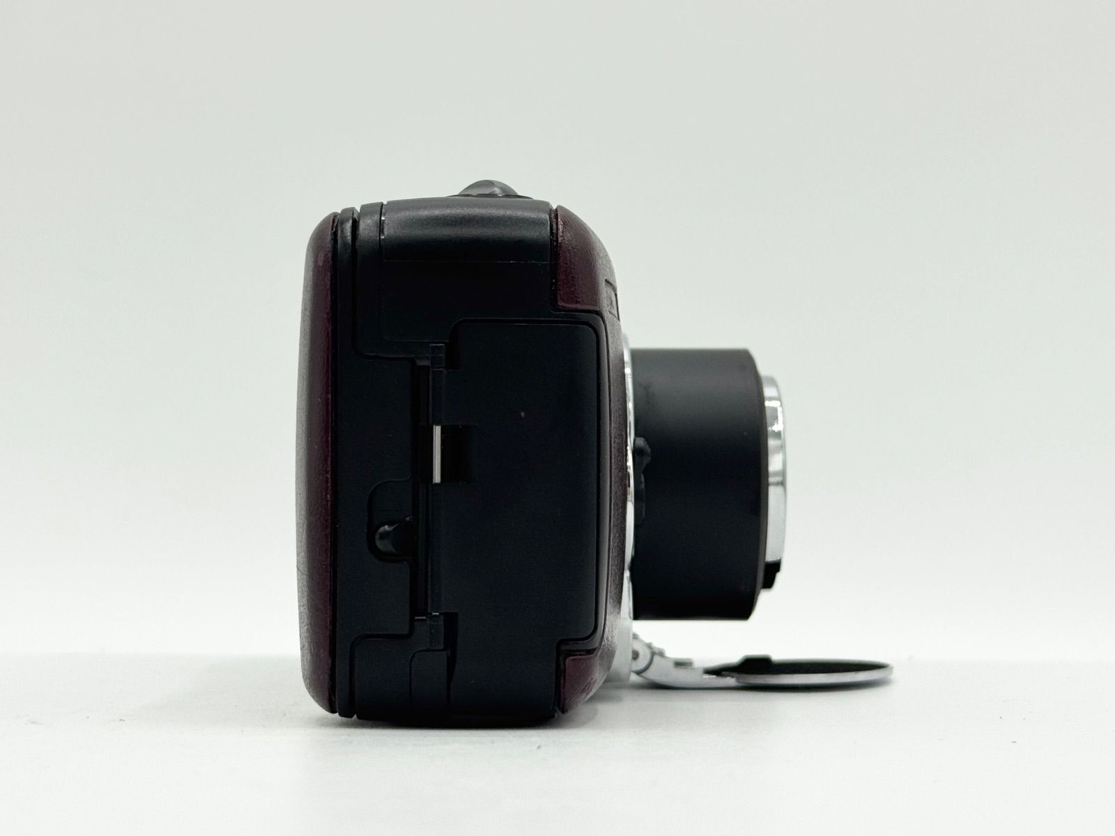 コンパクトフィルムカメラ