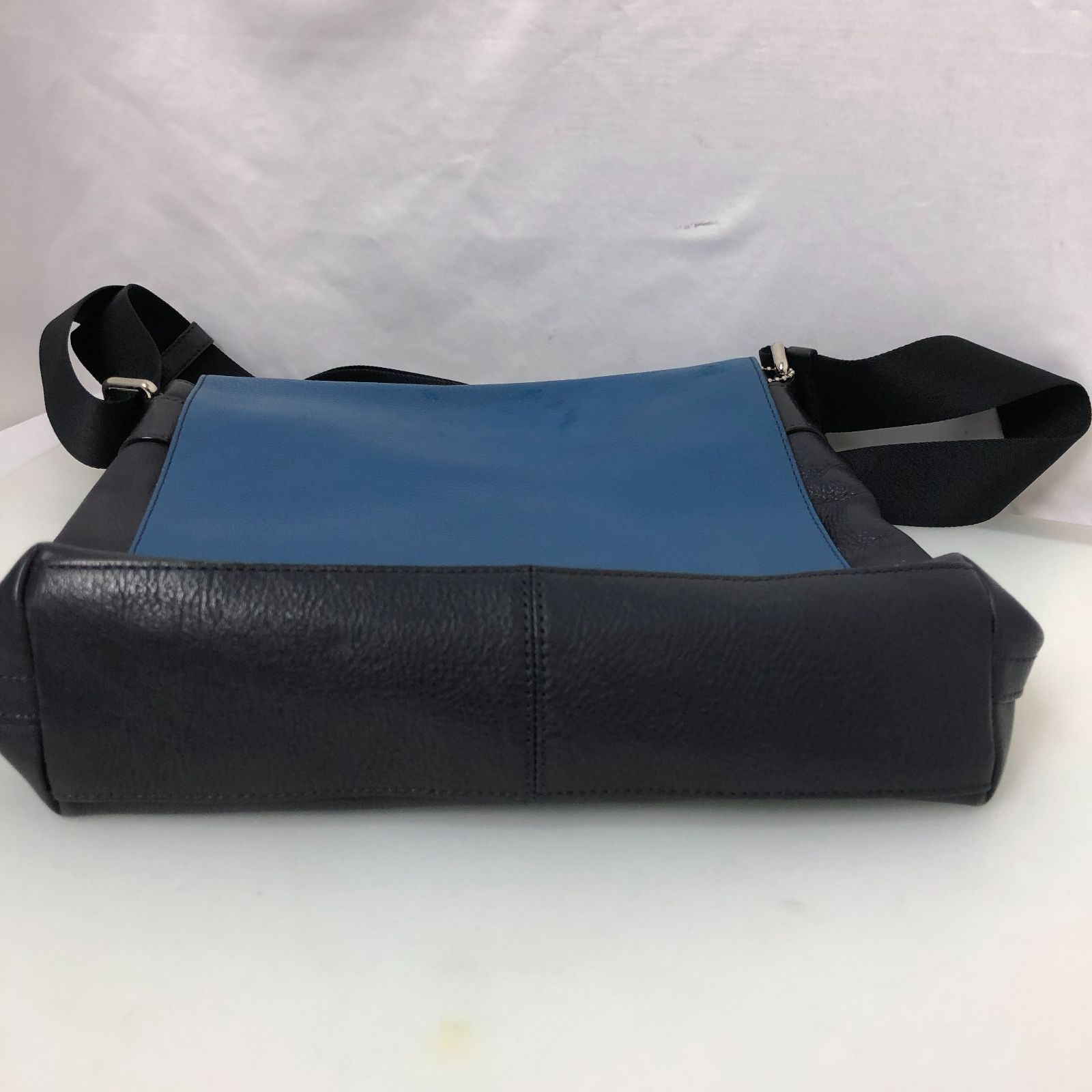 コーチ COACH ショルダーバッグ メンズ レディース シグネチャー キャンバス サリバン クロスボディ 各色 CW388 COACH コーチ レザーショルダーバッグ ブルー⁄ネイビー SGKY10-8288