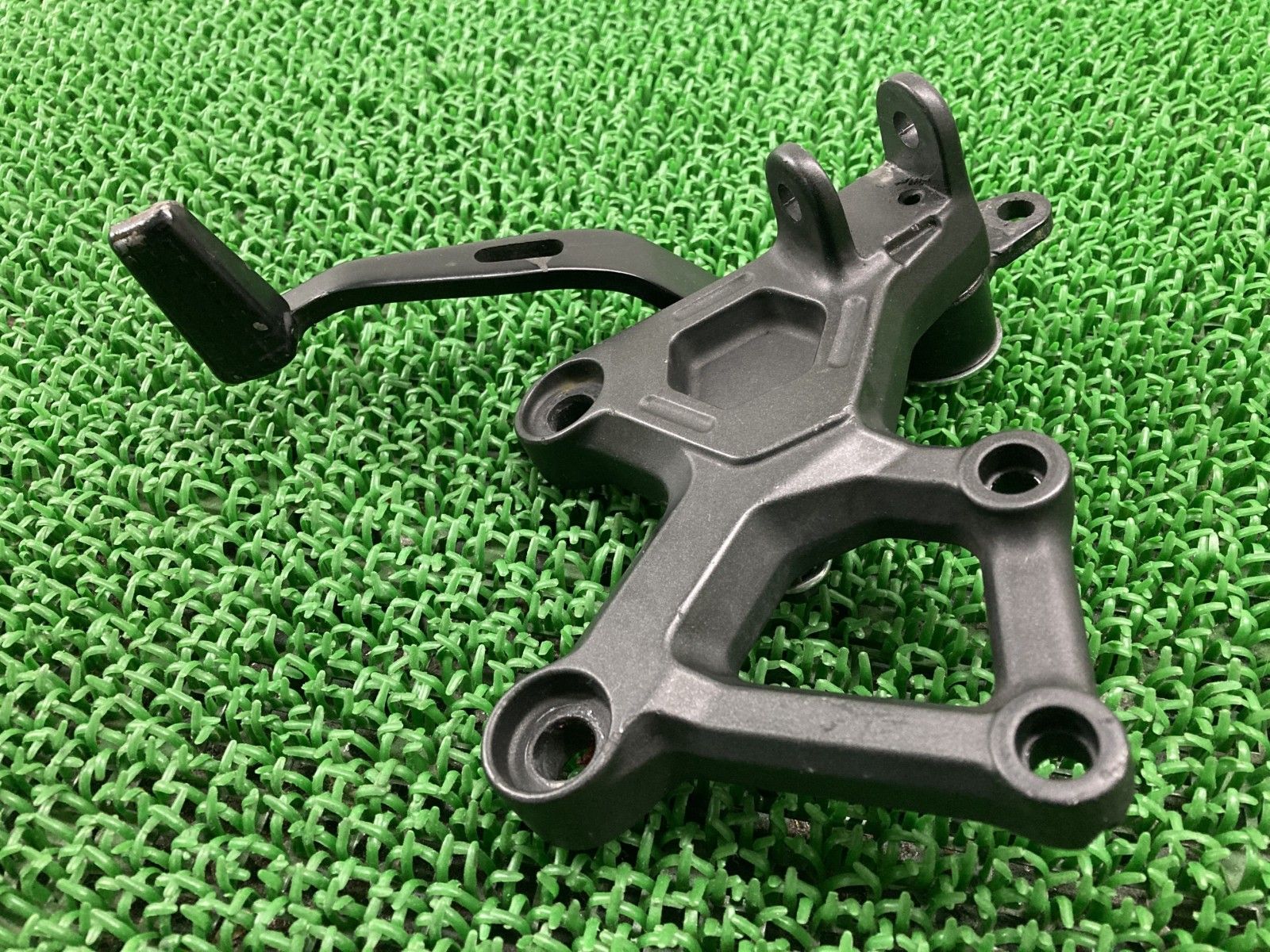 ZX-25R ステップ 右 SKT カワサキ 純正 バイク 部品 ZX250E ブレーキ