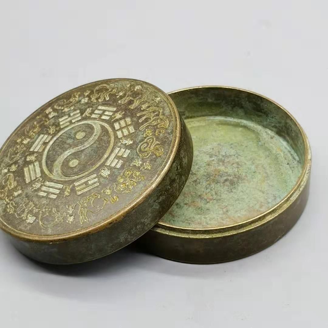 文房四宝 墨盒  印泥盒八卦干支墨盒銅製品  書籍道具 文房具 工芸品 置物 文房四宝 墨盒 印泥盒八卦干支墨盒銅製品 書籍道具 文房具 工芸