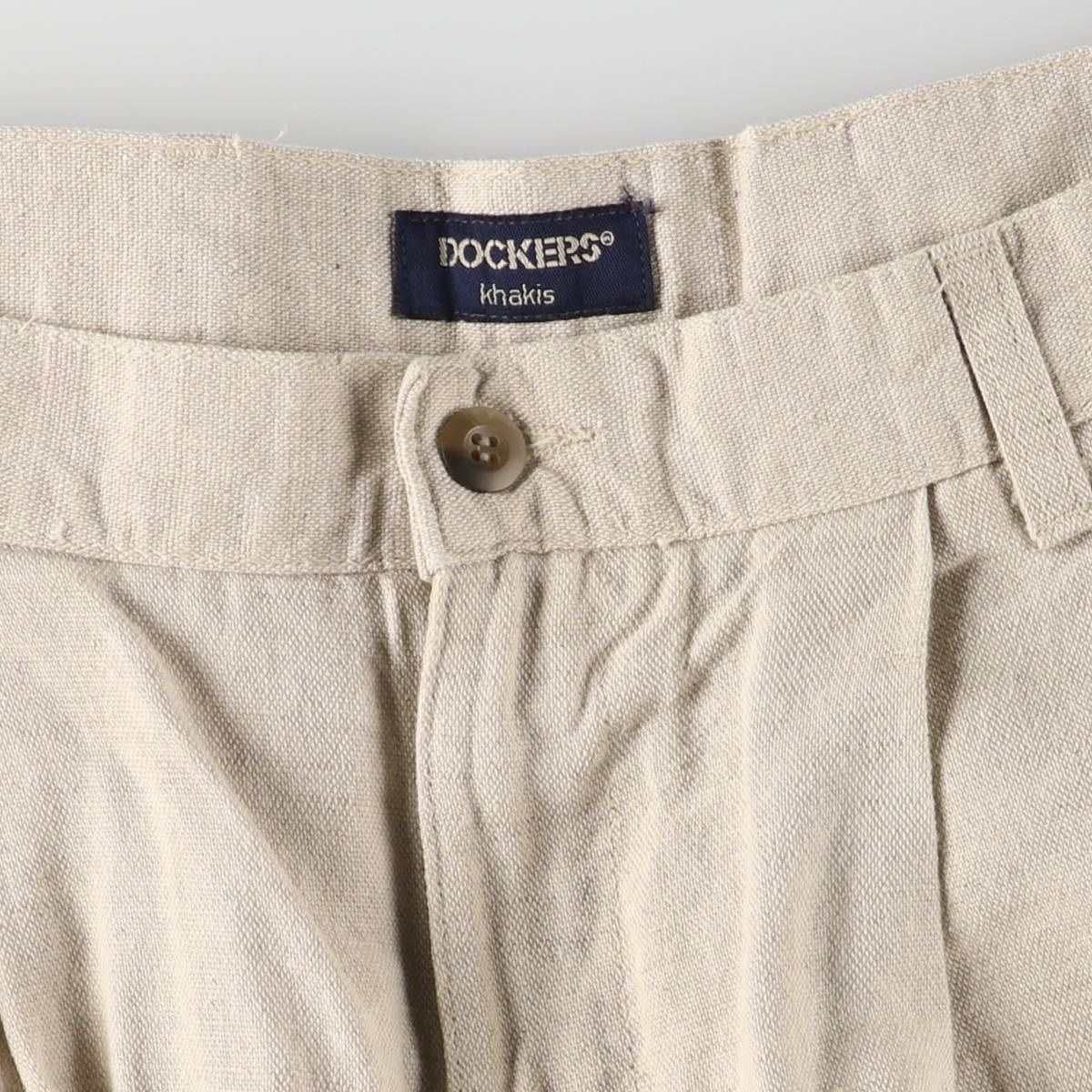 DOCKERS