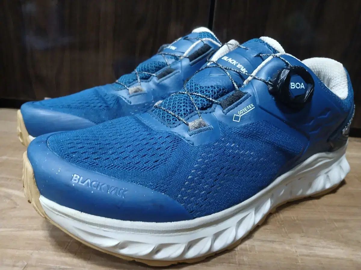 BLACK YAK ブラックヤク GORE-TEX ゴアテックス 軽量ハイキングブーツ 270mm