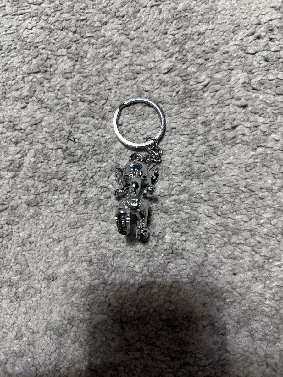 シュプリーム エル elephant キーホルダー